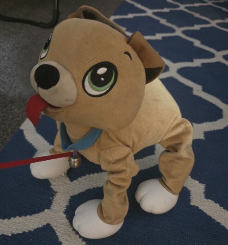 Peppy pups pull - along, walking